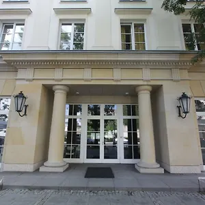 Dom Pomocy Studentom Hostel