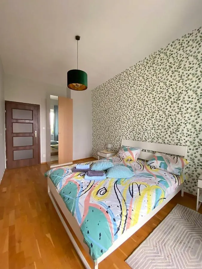 Świętokrzyska 32 room 1 Warszawa